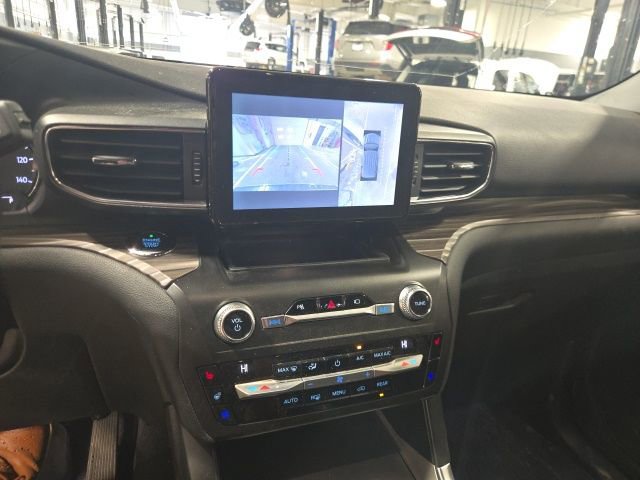 Used 2020 Ford Explorer Limited w/ Class III Trailer Tow Package image 16