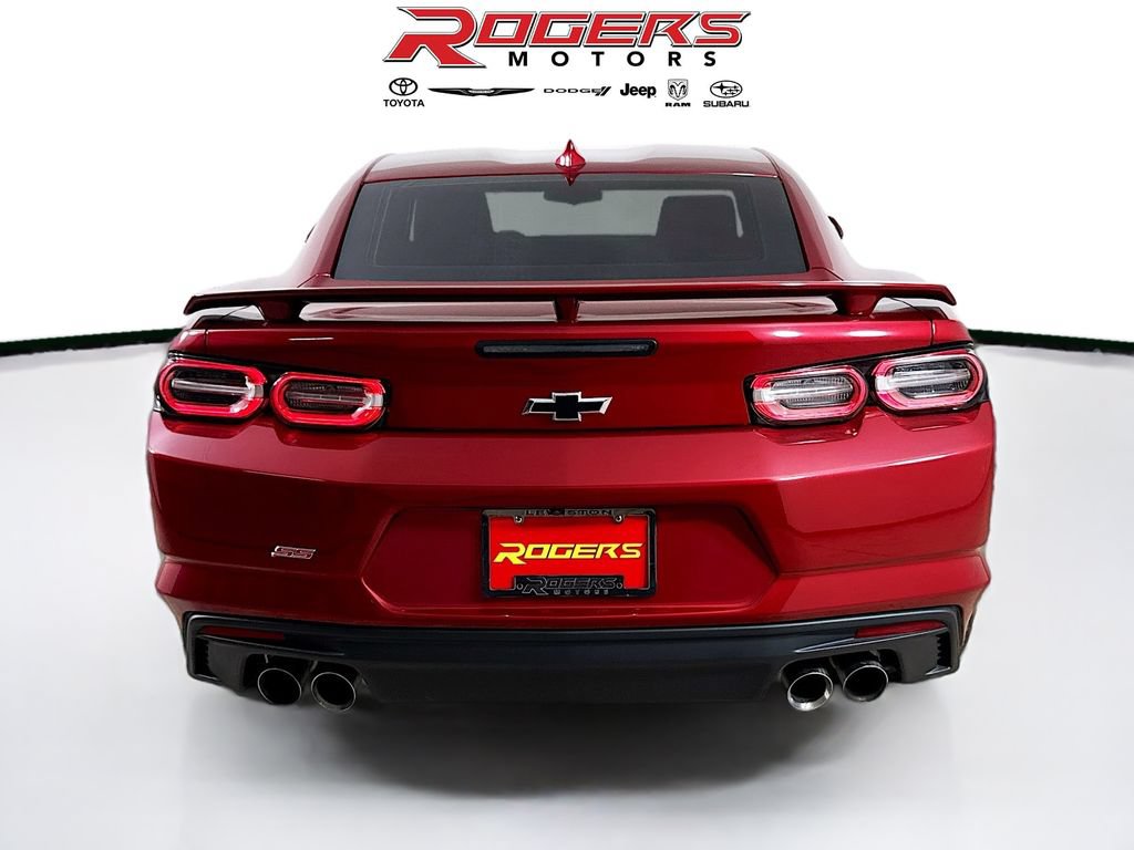 Used 2019 Chevrolet Camaro SS RWD image 7