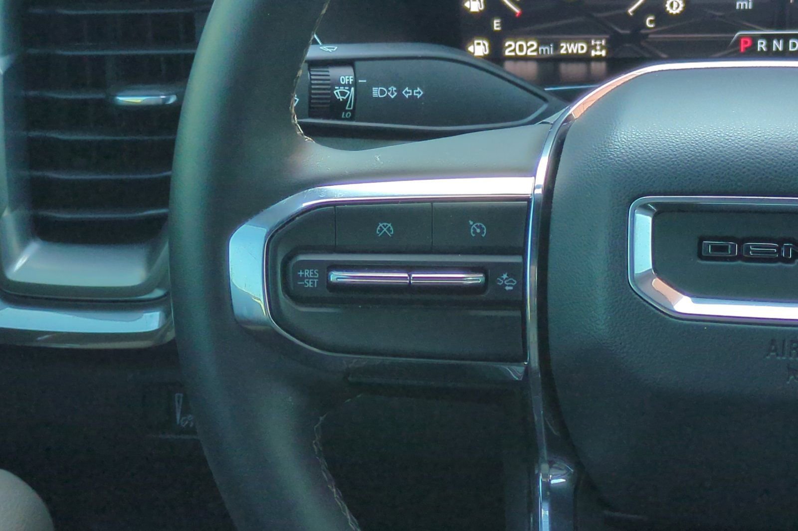 Used 2023 GMC Canyon Denali AWD/4WD image 36