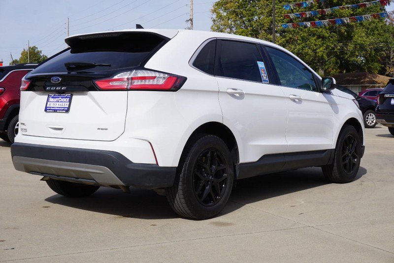 Used 2024 Ford Edge SEL image 3