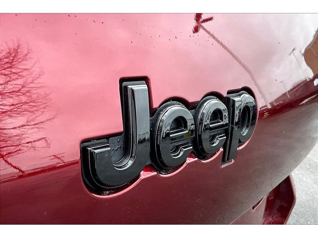 Certified 2025 Jeep Grand Cherokee L Altitude image 9