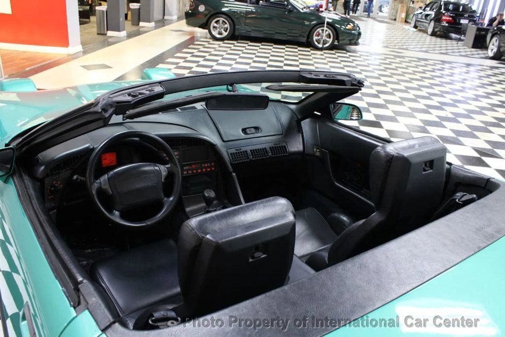 Used 1990 Chevrolet Corvette Convertible image 10