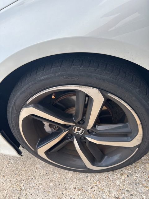 Used 2018 Honda Accord Sport image 25
