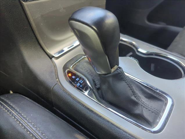 Used 2019 Jeep Grand Cherokee Laredo w/ Laredo X Package image 7