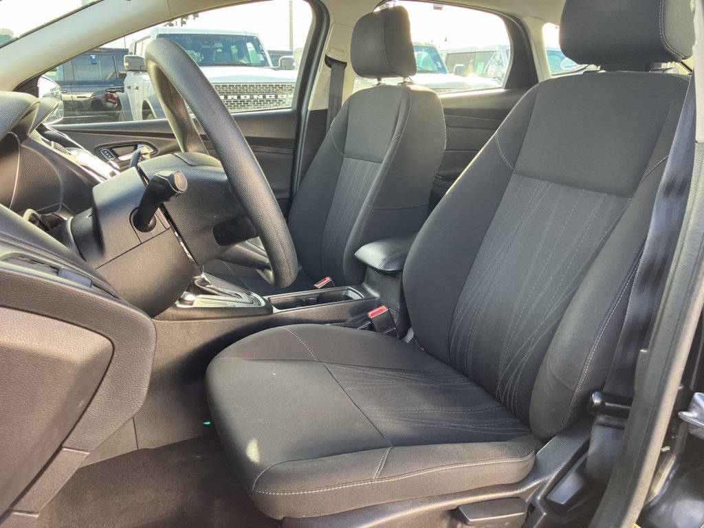 Used 2018 Ford Focus SE image 27