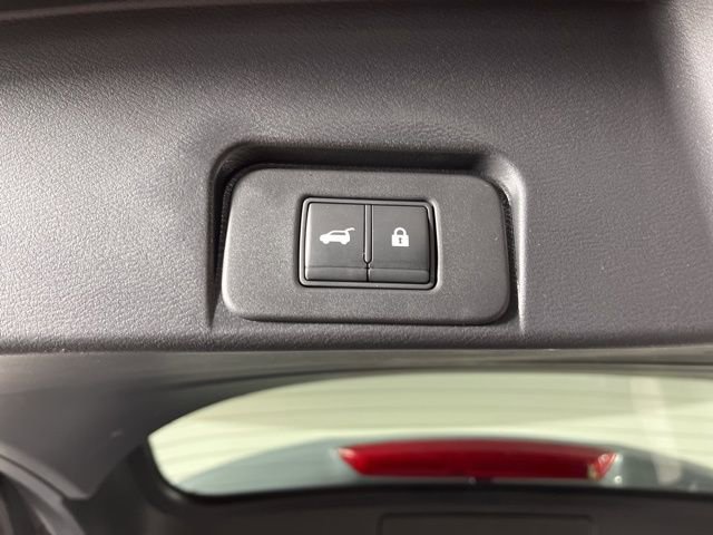 Used 2022 Nissan Rogue SL w/ SL Premium Package image 50