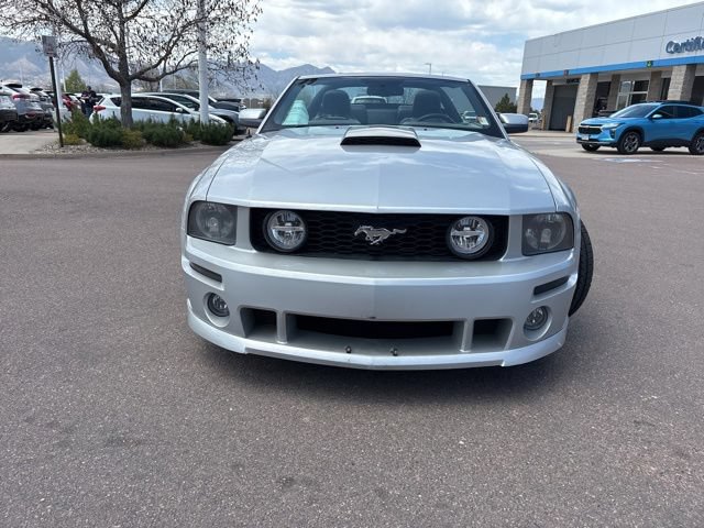 Used 2009 Ford Mustang GT Premium RWD image 2