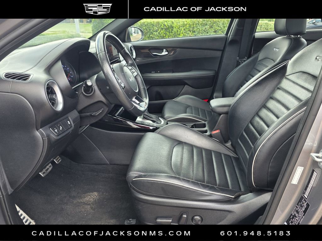 Used 2023 Kia Forte GT-Line w/ GT-Line Premium Package FWD image 20