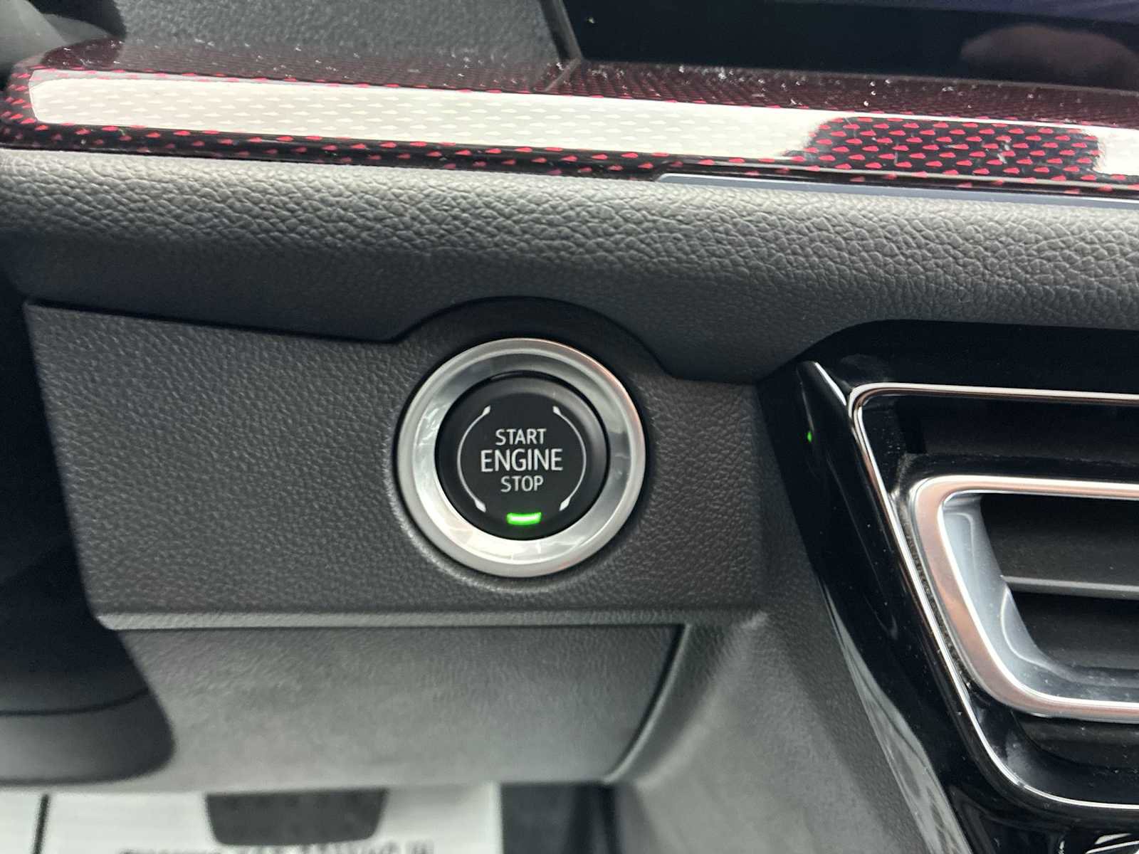 Used 2024 Chevrolet Traverse Z71 w/ Enhanced Driving Package image 16