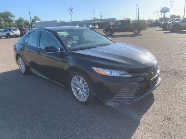 Used 2019 Toyota Camry XLE w/ Navigation Package