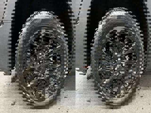 Certified 2024 GMC Terrain SLE w/ Driver Convenience Package image 32