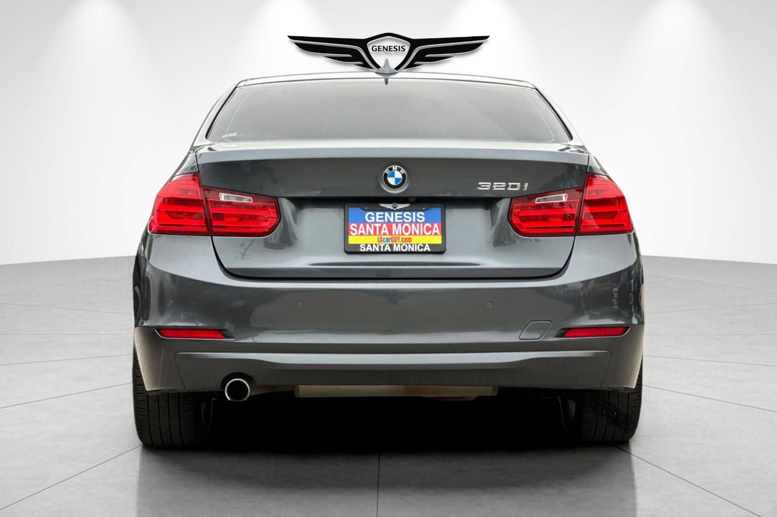 Used 2015 BMW 320i Sedan RWD image 5