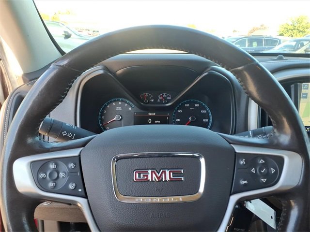 Used 2021 GMC Canyon Denali image 20