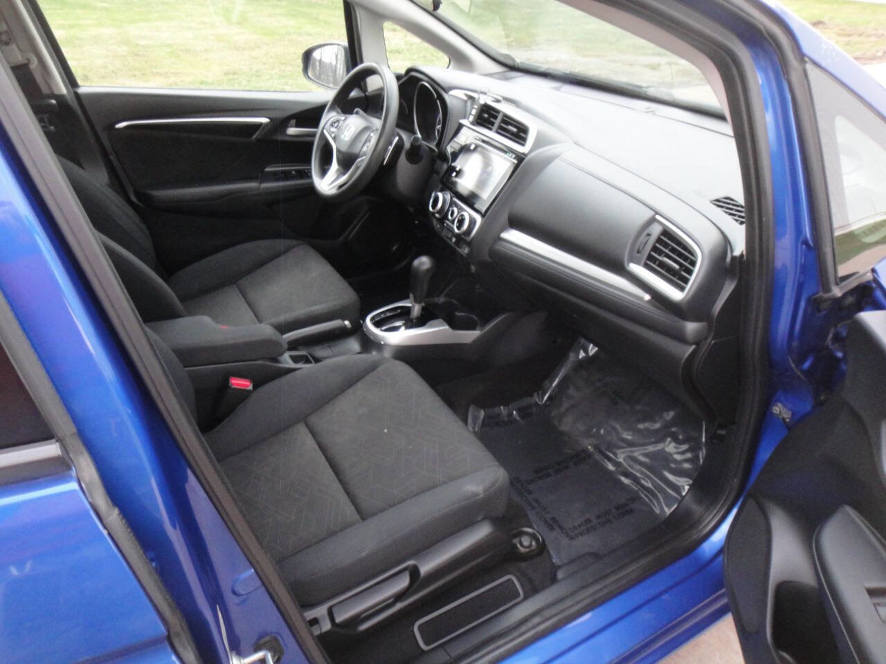 Used 2015 Honda Fit EX image 10