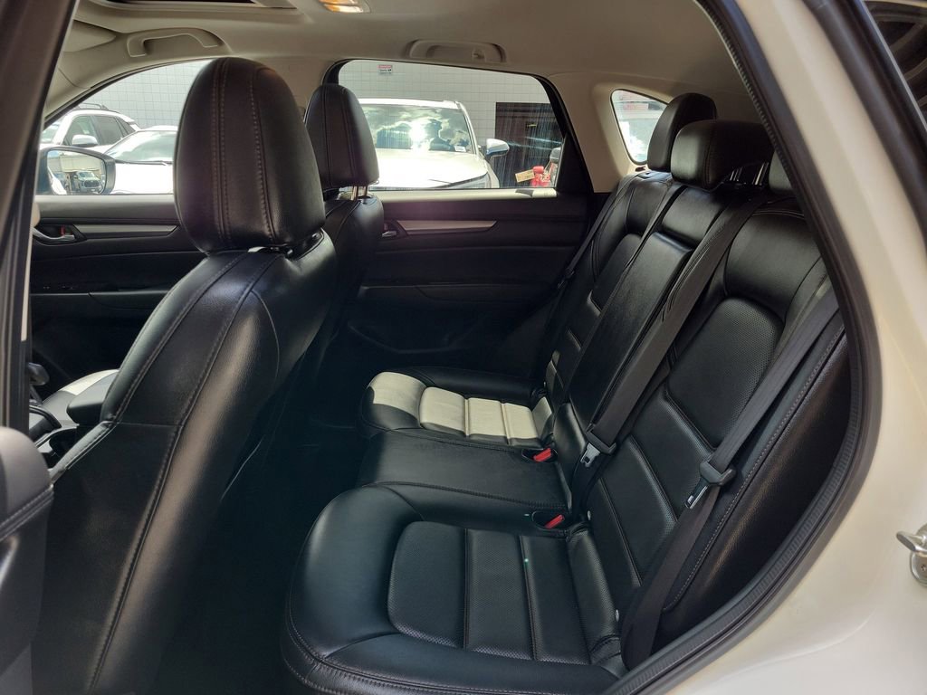 Used 2022 MAZDA CX-5 AWD 2.5 S w/ Preferred Package image 17
