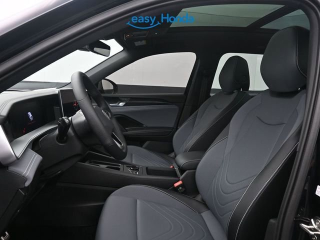 Used 2026 Volkswagen Tiguan SE R-Line image 15