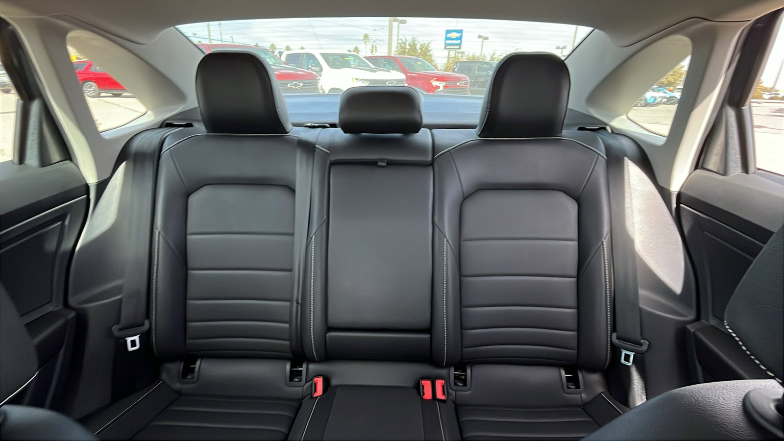 Used 2024 Volkswagen Jetta SE image 23