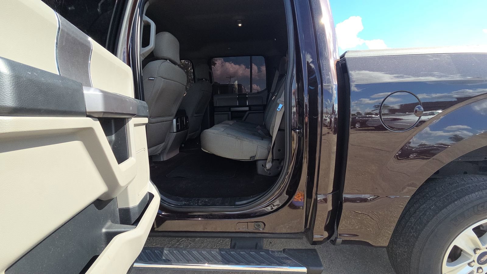 Used 2019 Ford F150 XLT image 20