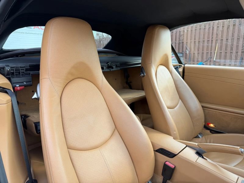 Used 2012 Porsche 911 Carrera 4S image 17