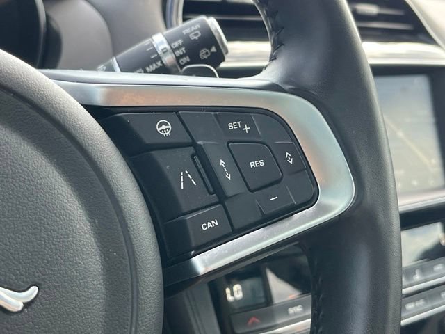 Used 2020 Jaguar F-PACE Prestige AWD/4WD image 31