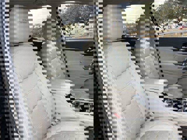 Used 2023 GMC Acadia Denali image 26