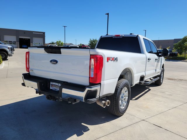 Certified 2024 Ford F250 XLT w/ FX4 Off-Road Package image 3