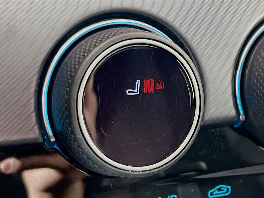 Used 2021 Jaguar F-TYPE R-Dynamic image 21