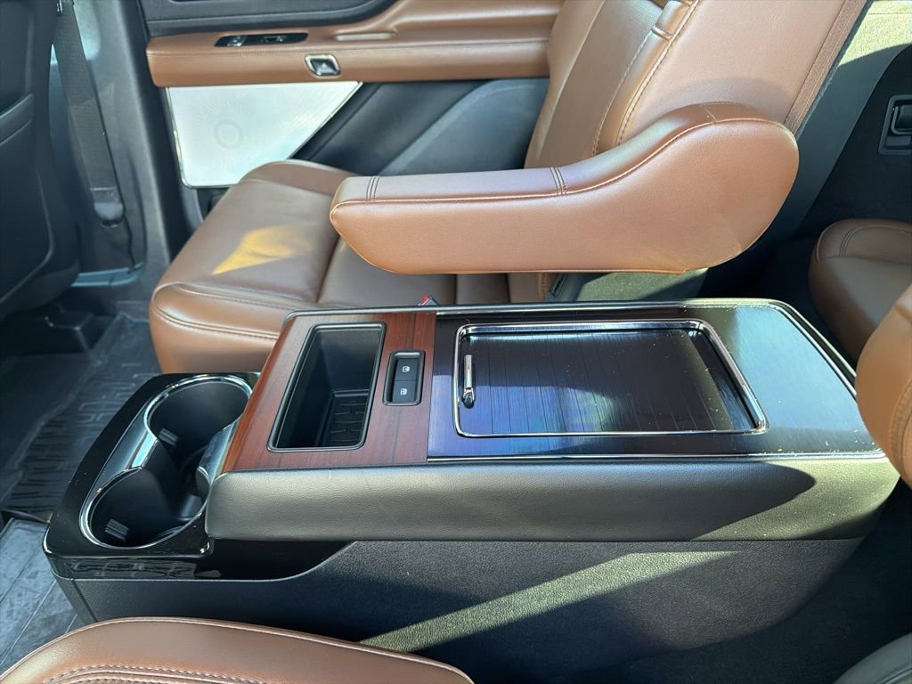 Used 2022 Lincoln Aviator Reserve w/ Equipment Group 201A AWD/4WD image 42