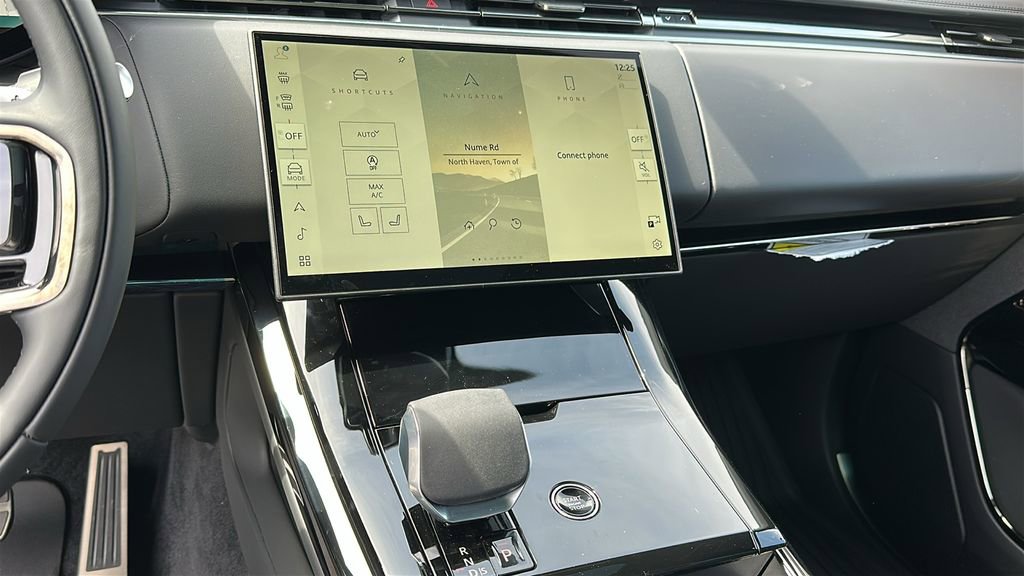 New 2026 Land Rover Range Rover Sport Dynamic SE image 15