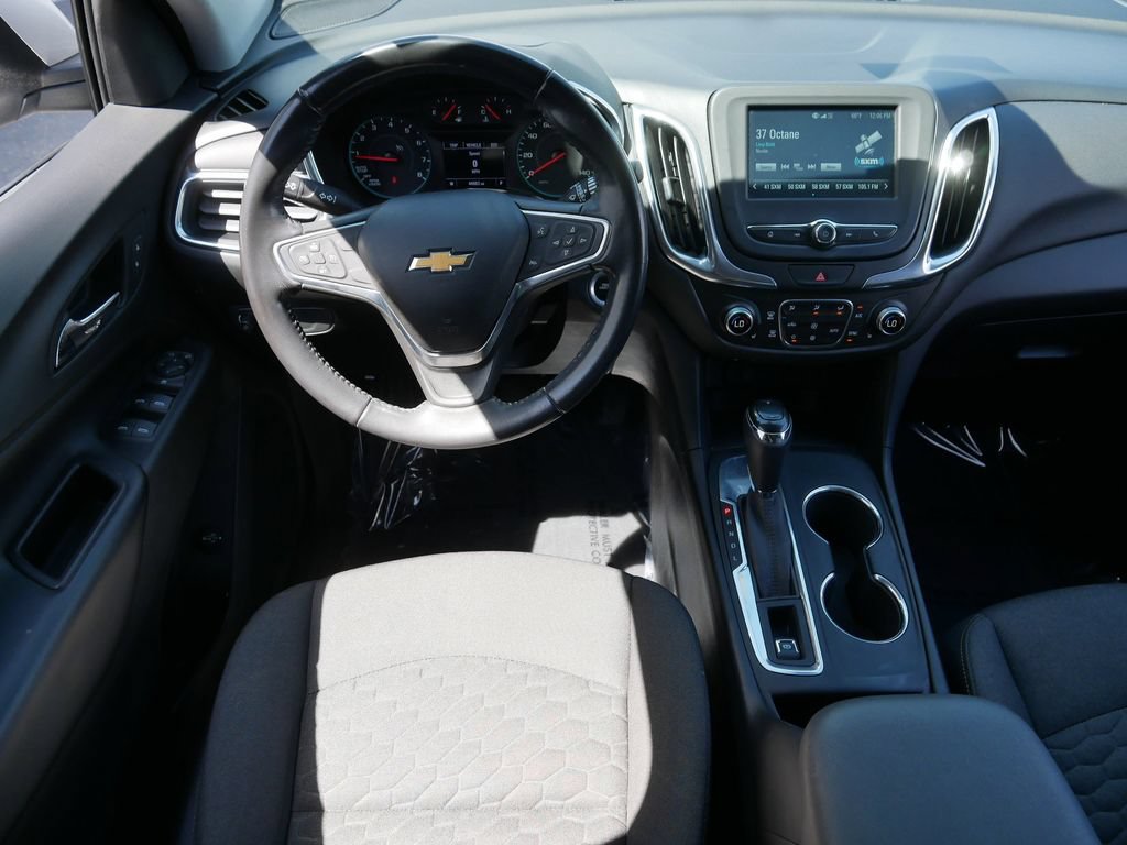 Used 2018 Chevrolet Equinox LT FWD image 16