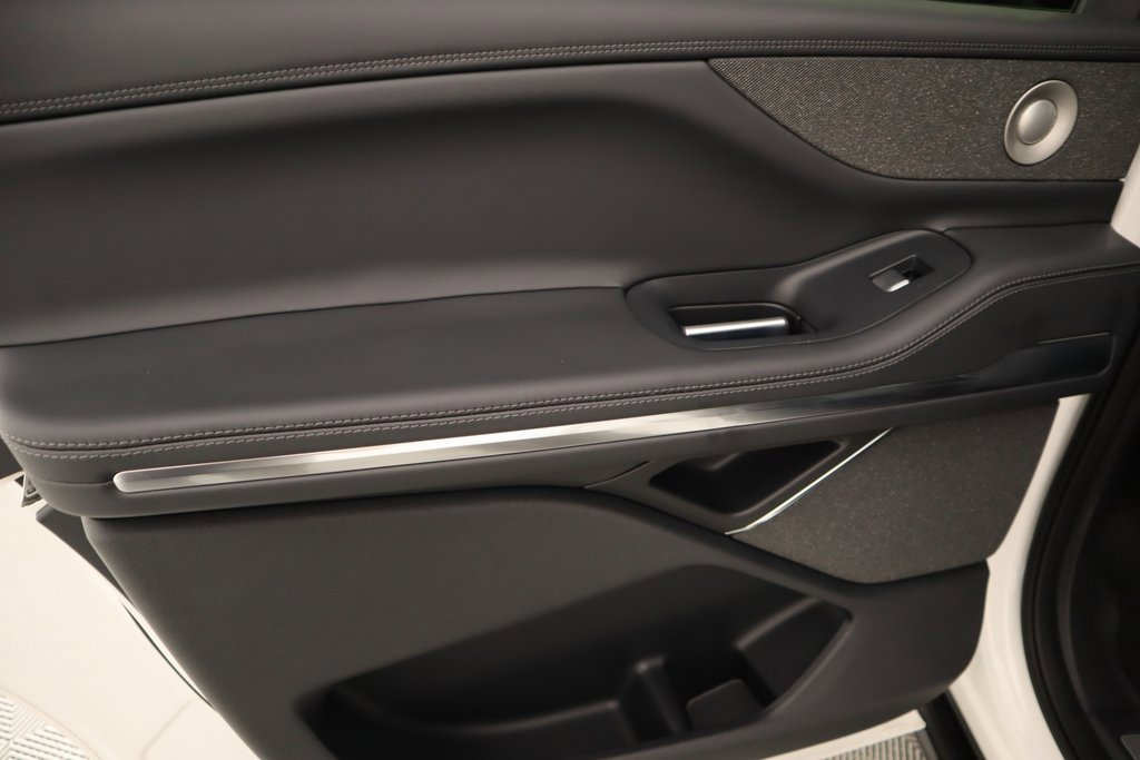 New 2025 Lincoln Navigator L Reserve w/ Jet Appearance Package image 18