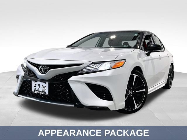 Used 2020 Toyota Camry XSE FWD image 4