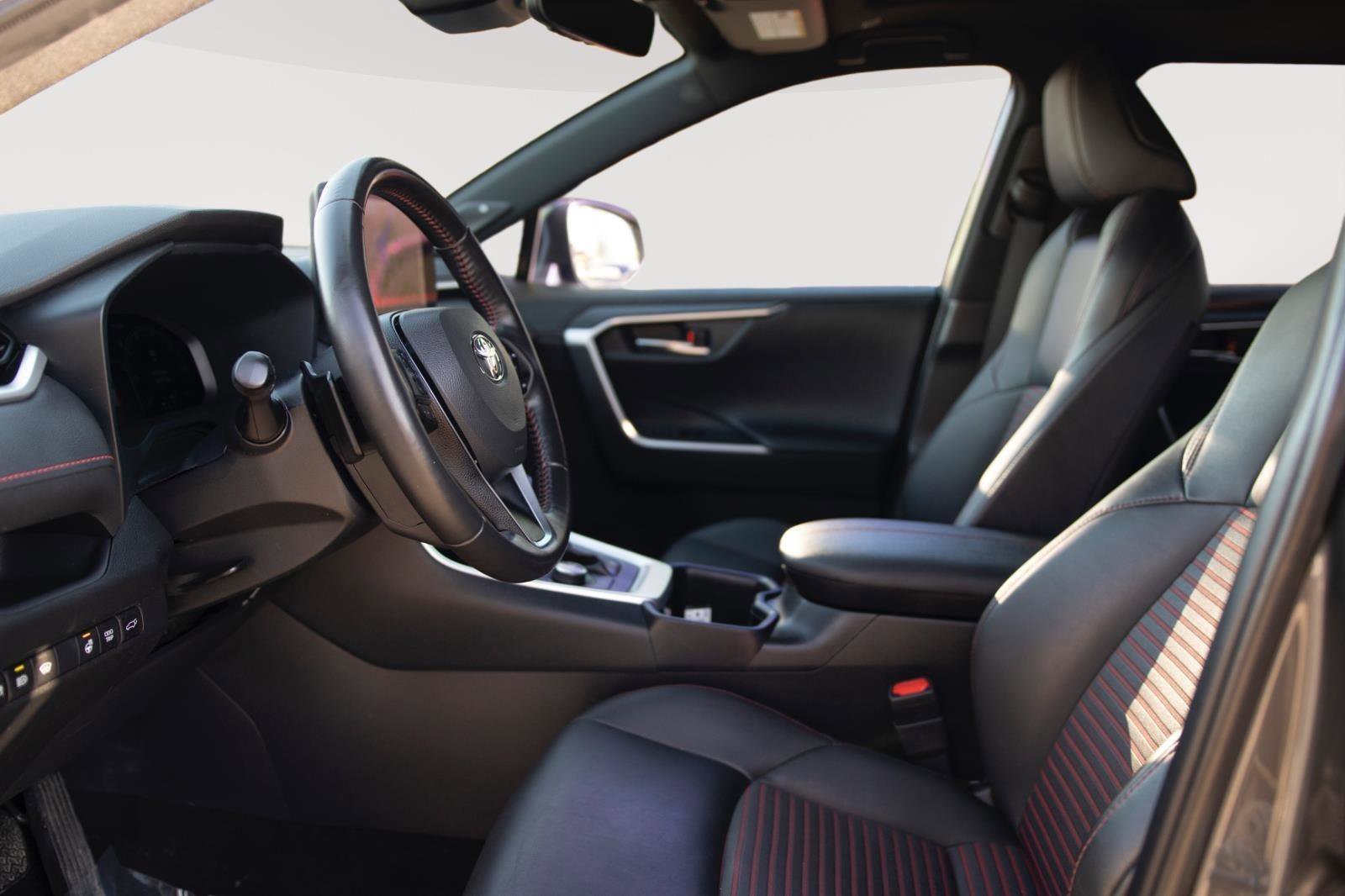 Used 2023 Toyota RAV4 XSE image 2