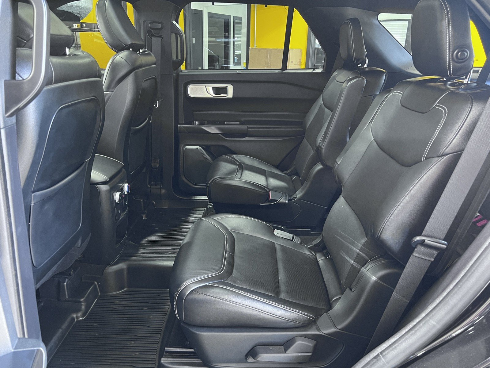 Used 2020 Ford Explorer ST w/ Premium Technology Package AWD/4WD image 19