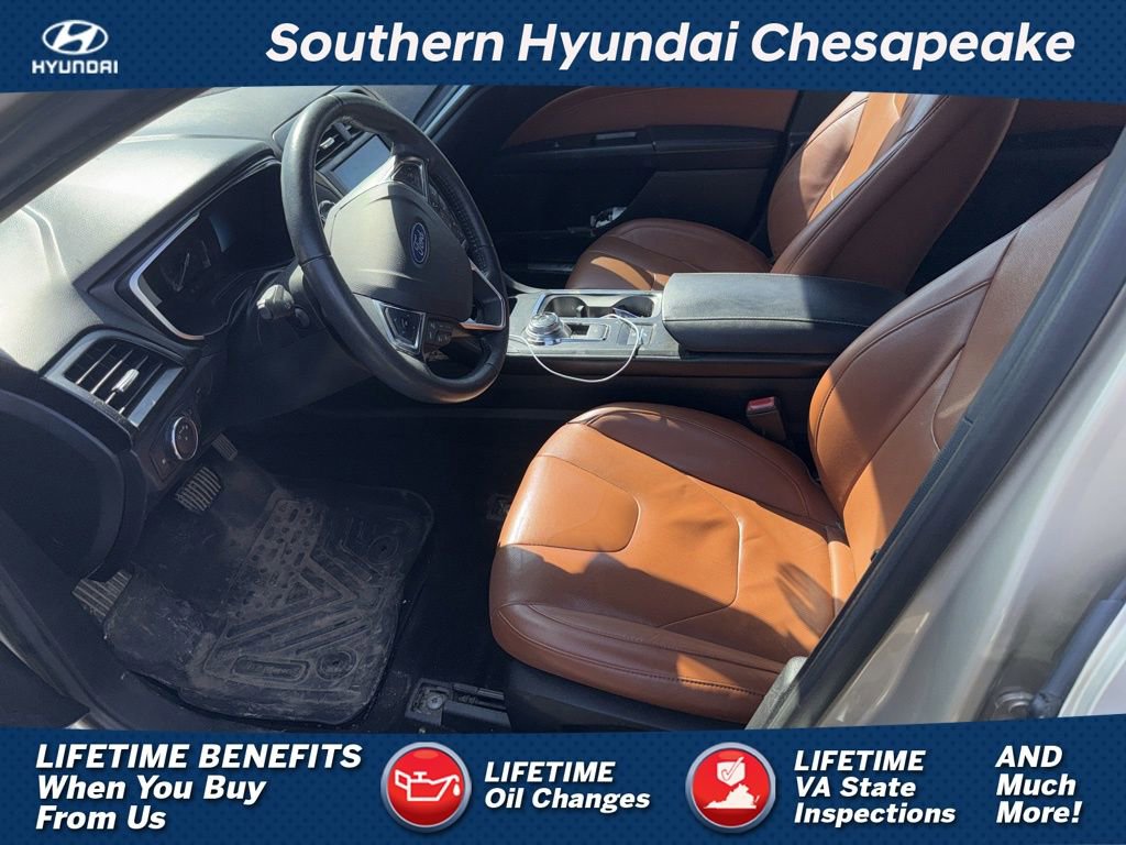 Used 2019 Ford Fusion Titanium image 1