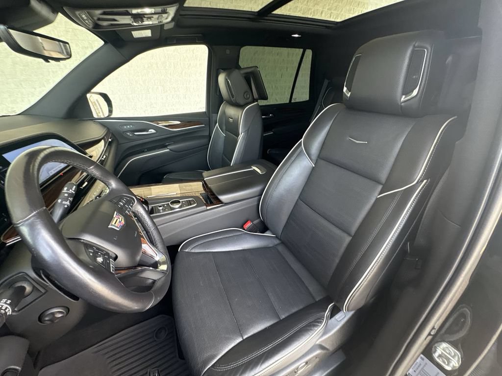 Certified 2021 Cadillac Escalade Premium Luxury w/ Performance Package AWD/4WD image 20