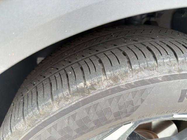 Used 2026 Kia Sportage EX w/ EX Panorama Roof Package FWD image 3
