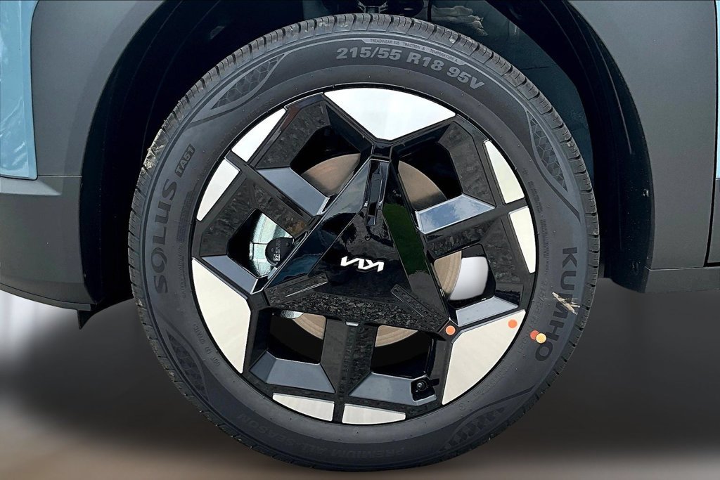 New 2027 Kia Seltos S FWD image 12
