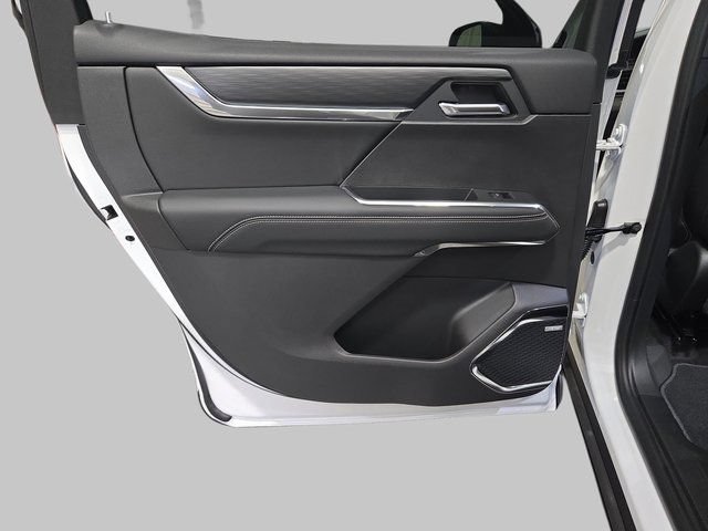 New 2026 GMC Acadia Elevation w/ Super Cruise Package FWD image 17