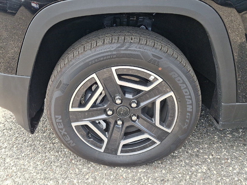 New 2026 Jeep Cherokee Laredo AWD/4WD image 19