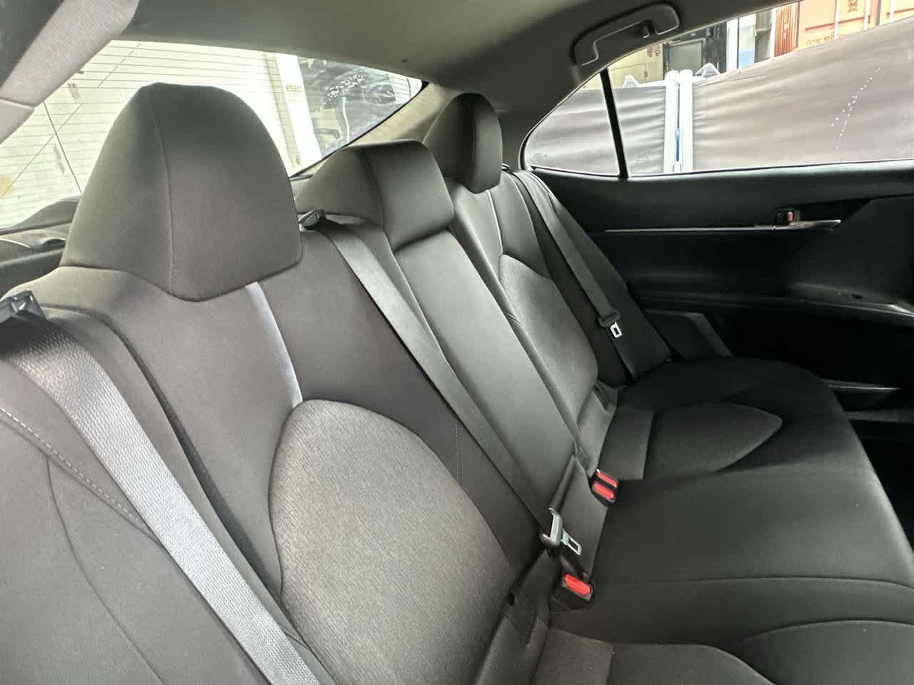 Used 2021 Toyota Camry LE FWD image 26