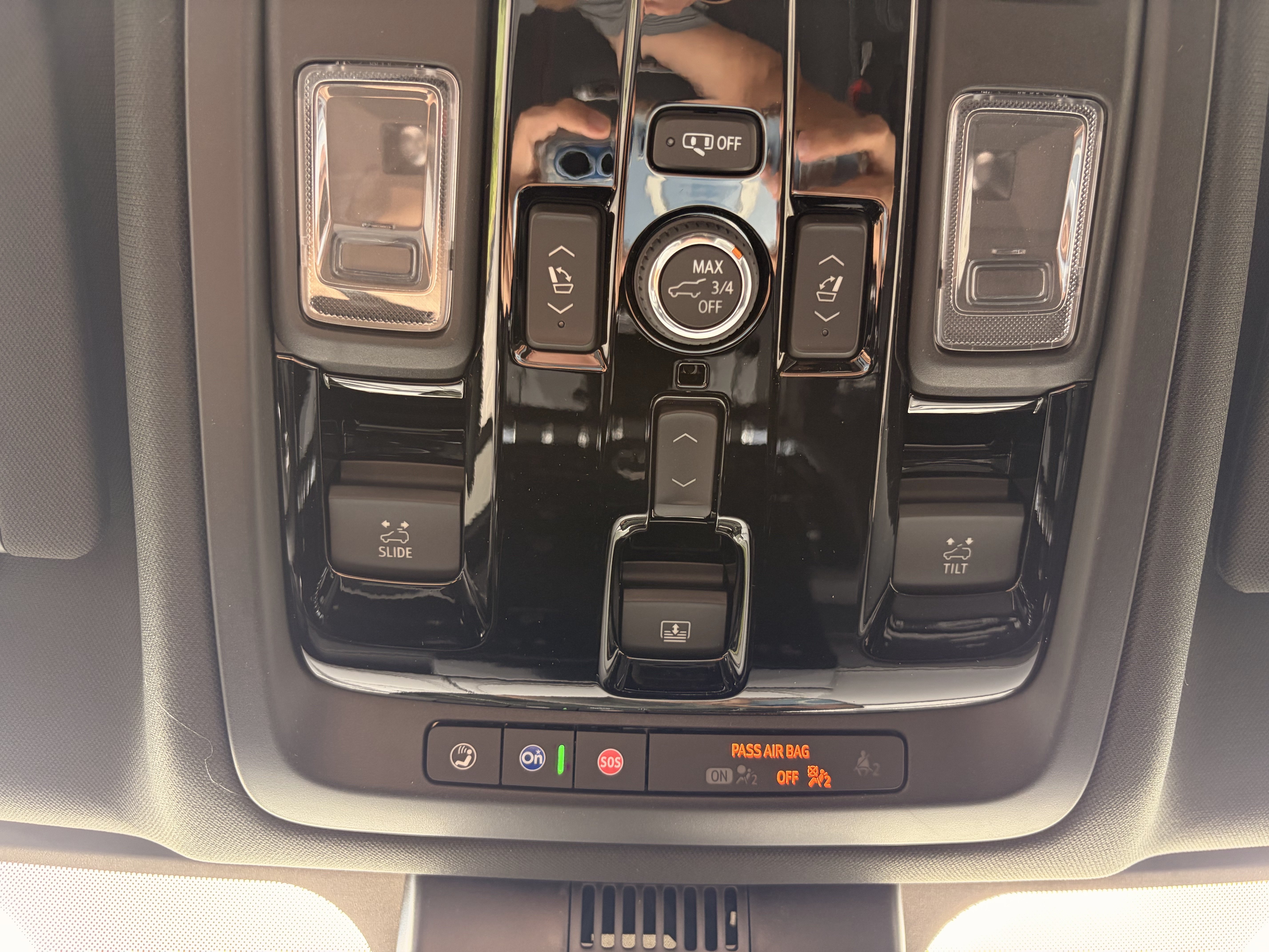 New 2026 GMC Yukon AT4 Ultimate w/ LPO, Floor Liner Package AWD/4WD image 41