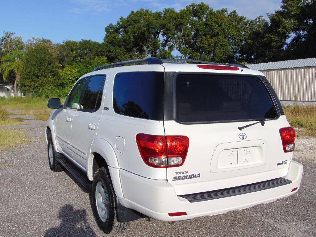 Used 2005 Toyota Sequoia SR5 image 9
