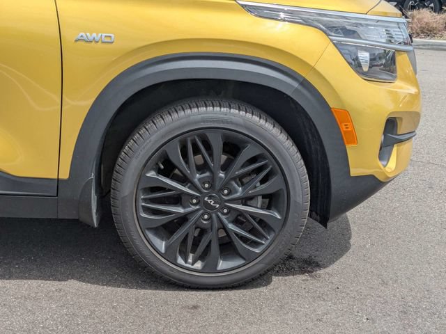 Used 2022 Kia Seltos Nightfall Edition AWD/4WD image 10