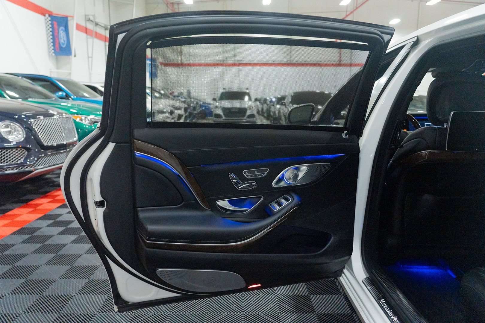 Used 2016 Mercedes-Benz Maybach S 600 image 25