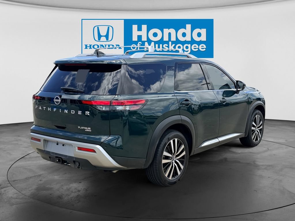 Used 2023 Nissan Pathfinder Platinum AWD/4WD image 3