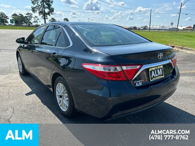 Used 2017 Toyota Camry LE FWD image 8