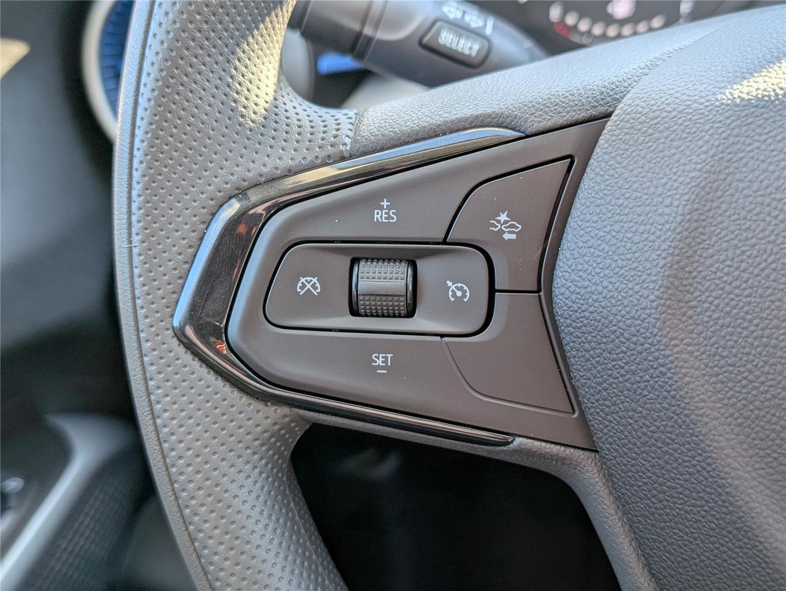 New 2026 Chevrolet Trax LS w/ LS Convenience Package image 15