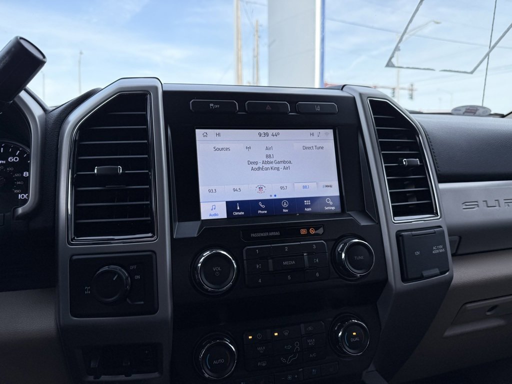 Used 2020 Ford F350 Lariat w/ Lariat Value Package image 16