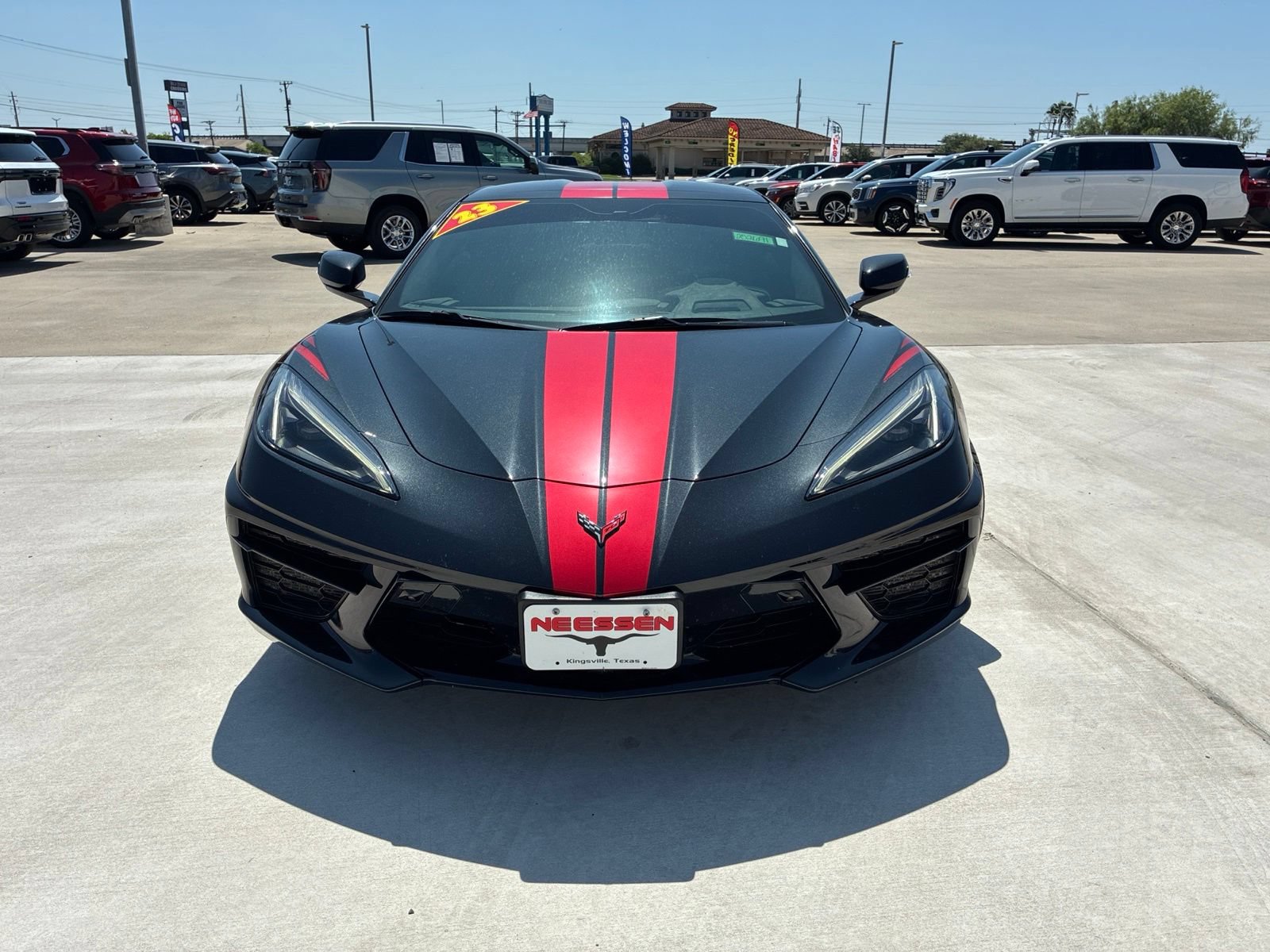 Used 2023 Chevrolet Corvette Stingray Premium Cpe RWD image 2